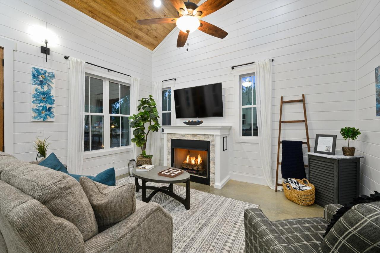 布罗肯鲍Bella Luna Cabin - Cozy Farmhouse Cabin, Private Deck, Swing Set, Fire Pit, Hot Tub别墅 外观 照片